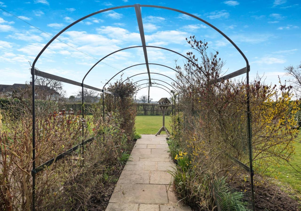 Elms Barn Villa Wangford Luaran gambar