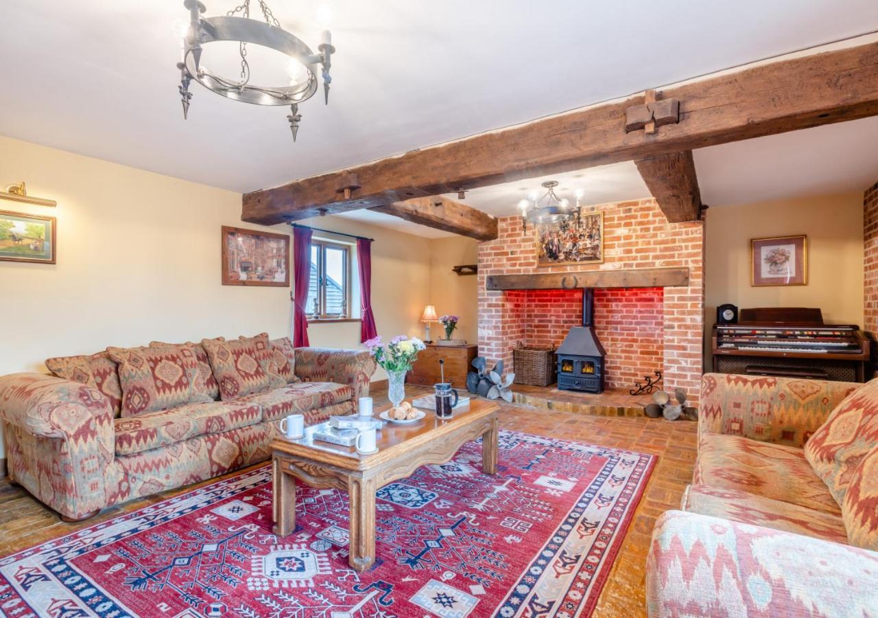 Elms Barn Villa Wangford Luaran gambar